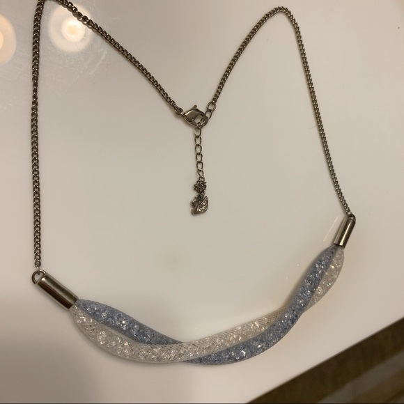 ✨ Swarovski Necklace - Picture 3 of 3
